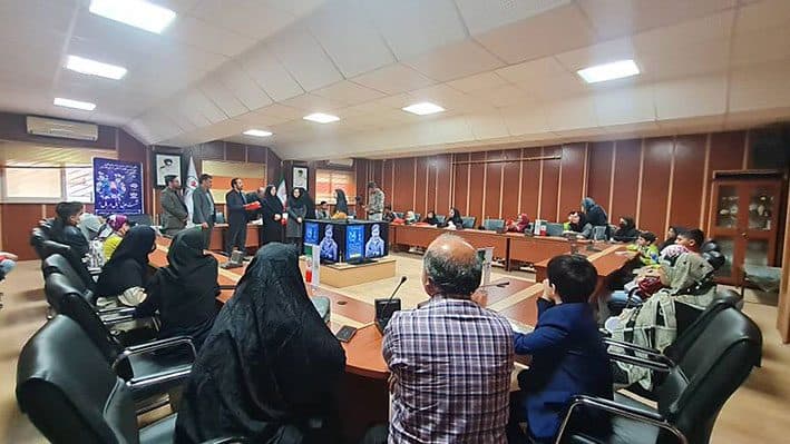 نشست ادبی "بال در بال" به مناسبت هفته هنر انقلاب