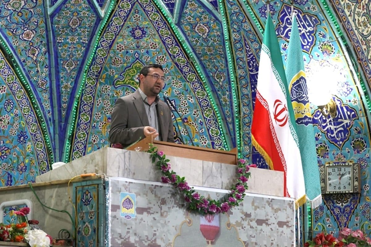 هنرمندان متعهد به حقیقت از هنر خود برای حمایت از مظلومان استفاده می کنند