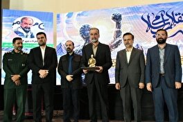 " حسین عبدی" به‌عنوان چهره سال هنر انقلاب در گلستان انتخاب شد