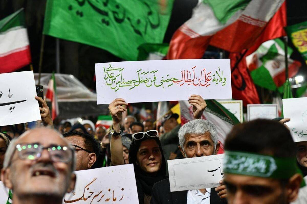 برگزاری اولین و بزرگ ترین رویداد جمعی خوشنویسی نام حضرت علی (ع)